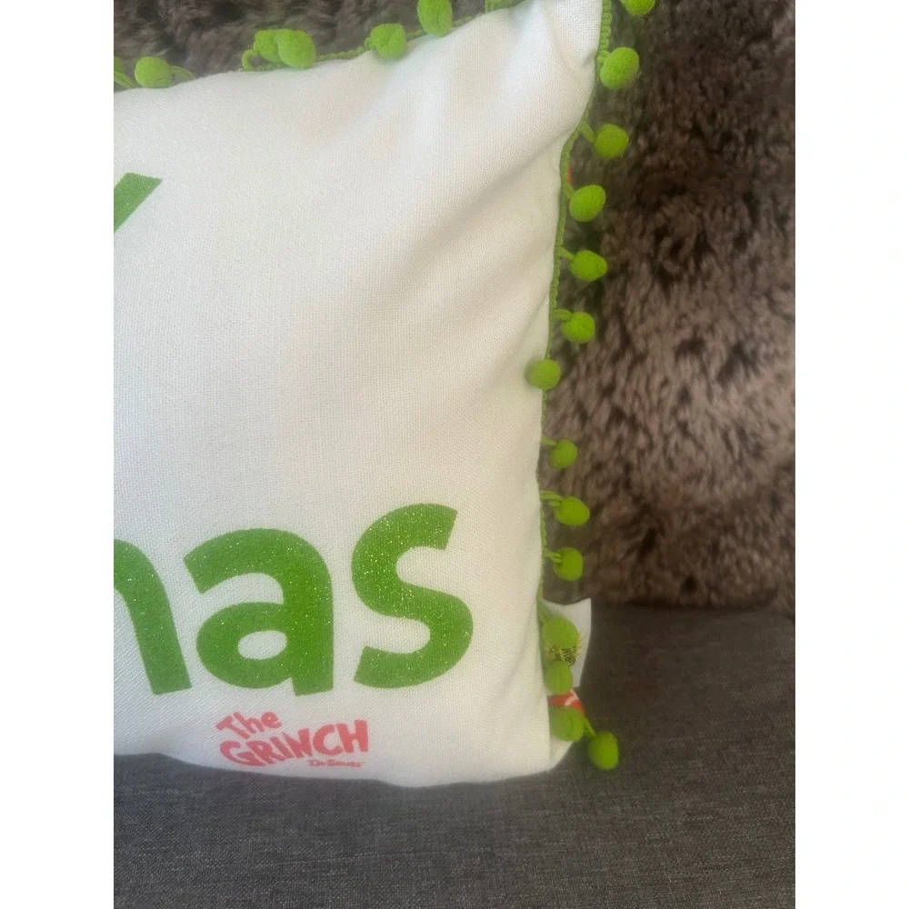Dr Seuss The Grinch Merry Grinchmas Holiday Throw Pillow Red White Green Pom Pom